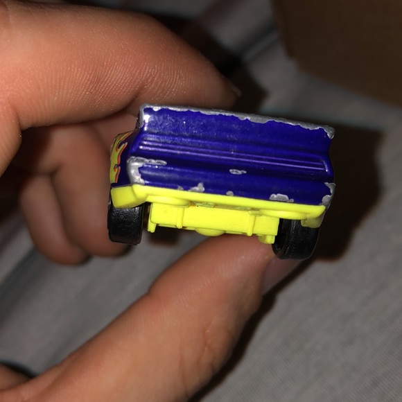 Matchbox Pontiac Firebird Racer - Picture 7 of 7